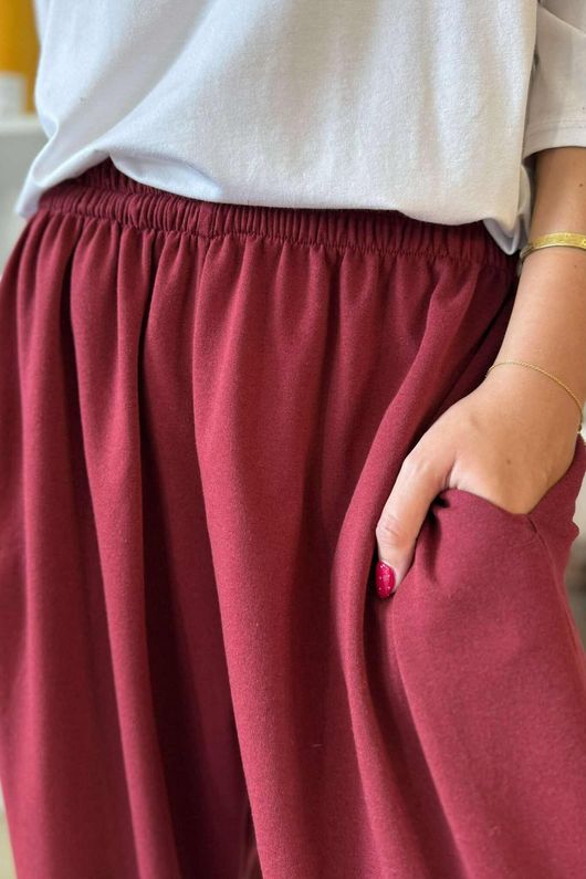 The Sunday Morning 7/8 Twist Pant Burgundy